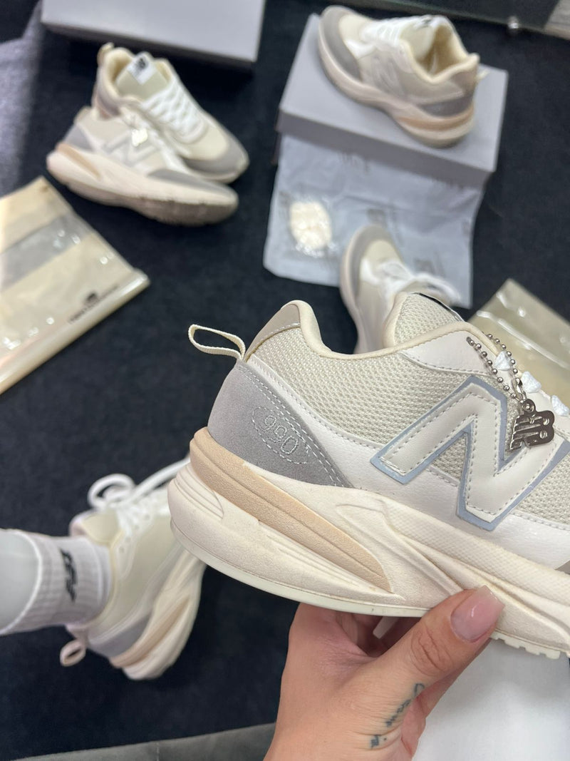 New Balance 990 - Premium