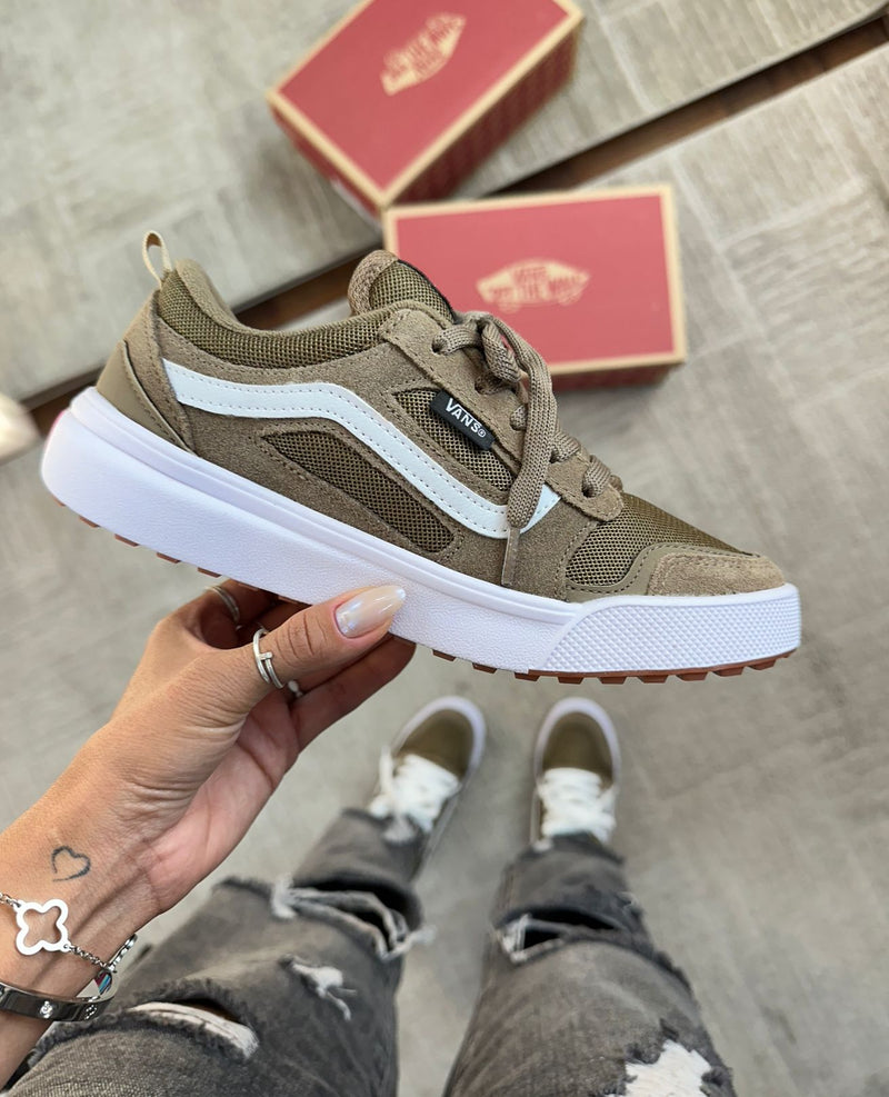 Vans UltraRange - Premium